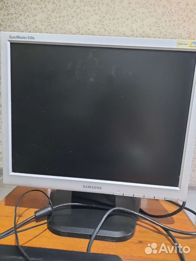 Камера для видеонаблюдения с монитором