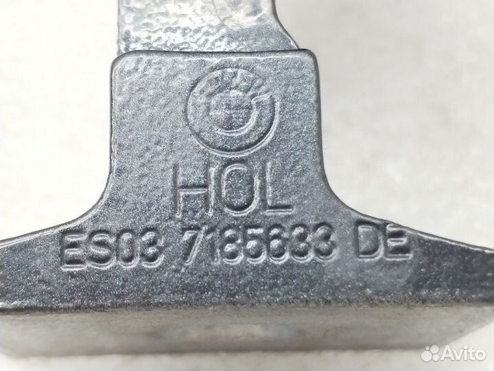 Петля двери задняя левая Bmw 5-Series F10 2011