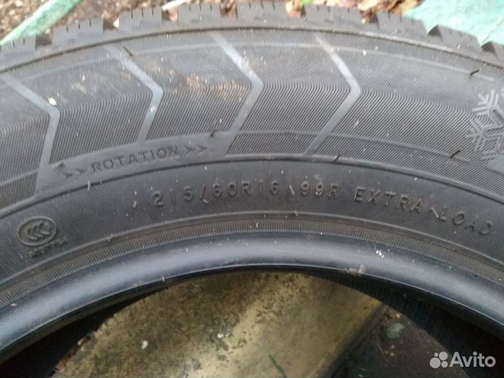 Triangle Snowlink TWT02 215/60 R16