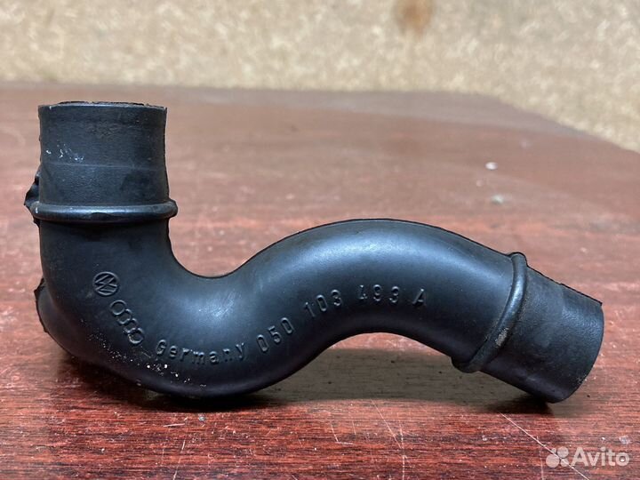 Патрубок гбц ауди 80 б4