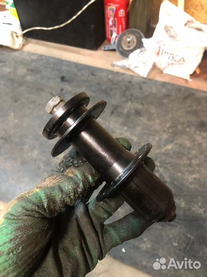 Задняя втулка от велика