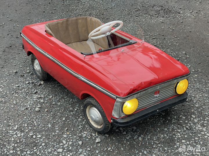 Педальный москвич СССР