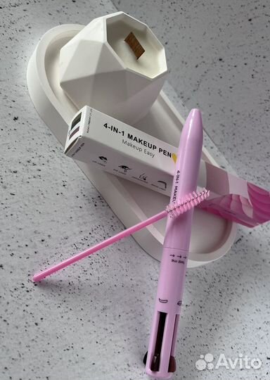 Ручка для макияжа 4 в 1