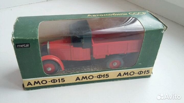 Сувенирные модели машин СССР