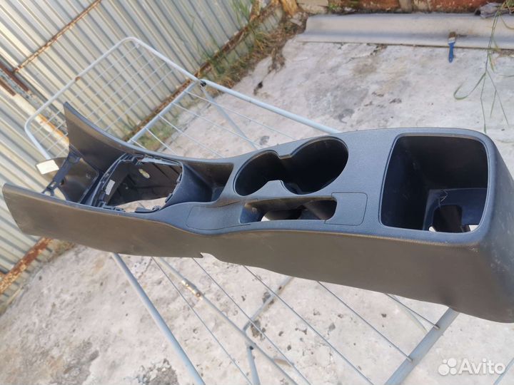 Центральная консоль на солярис 1 поколения