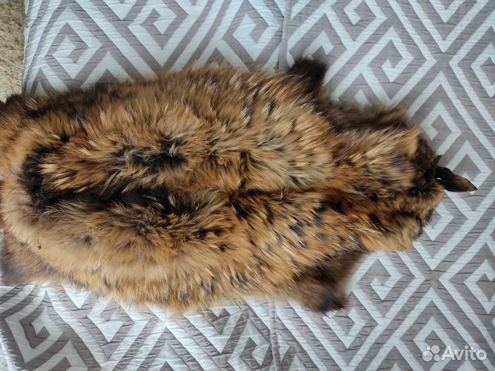 Воротник из енота