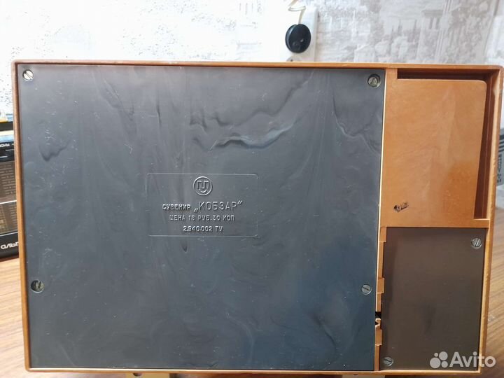 Радиоприемник- сувенир 