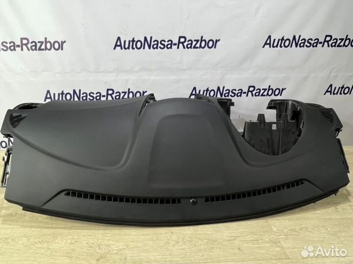 Торпедо Hyundai Solaris седан 1.6 2013