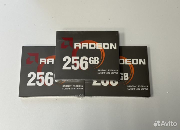 Новый SSD 256gb Radeon r5