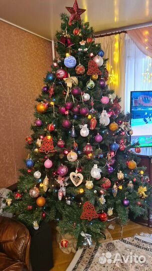 Елка искусственная 240