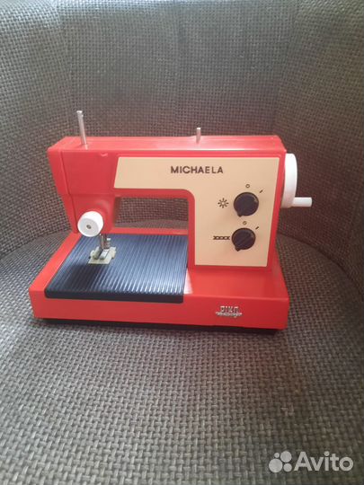 Детская швейная машинка СССР