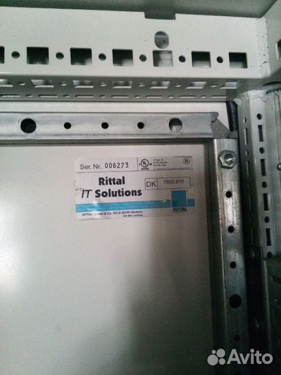 Коммутационный шкаф rittal