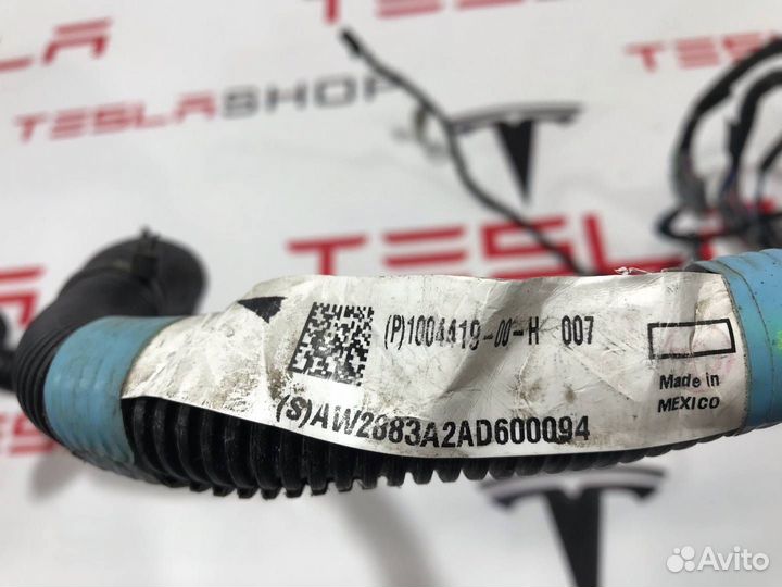 Электропроводка двери Tesla Model S 2013