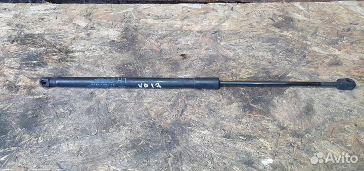 Амортизатор двери багажника Kia Sportage 2016-2021