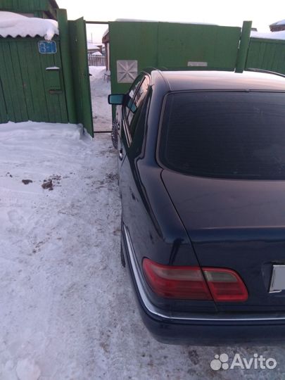 Mercedes-Benz E-класс 2.4 AT, 1999, 250 000 км