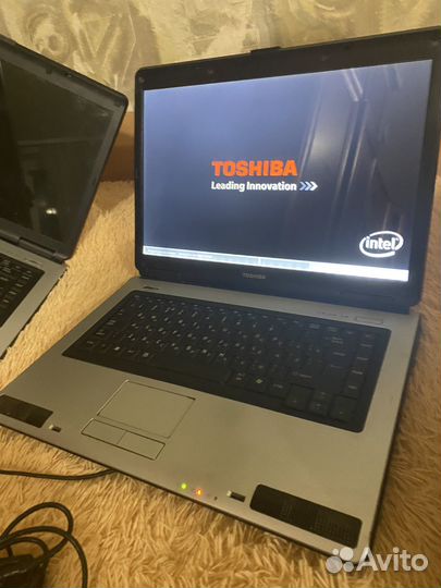 2 ноутбука Toshiba