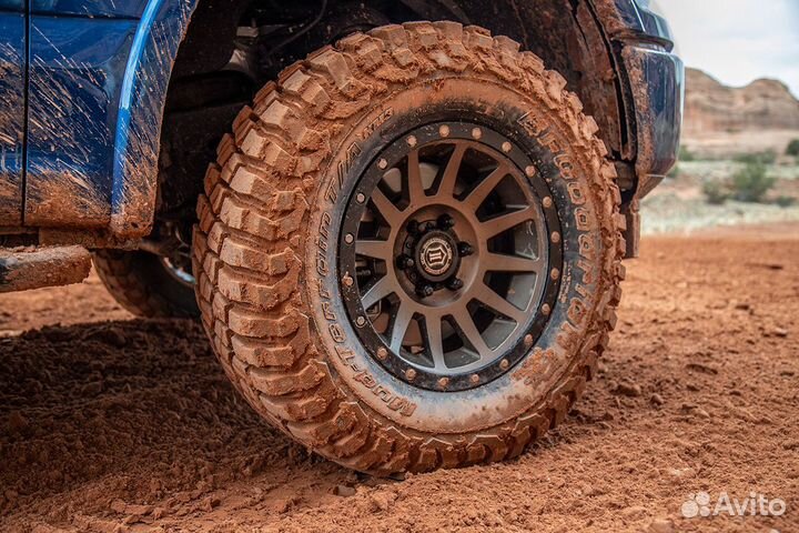 Bfgoodrich Mud-Terrain T/A KM3 265/75 R16