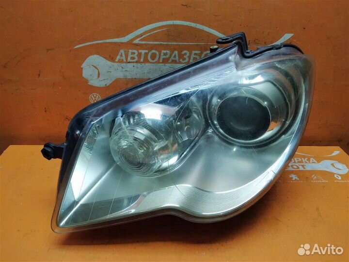 Фара левая Volkswagen Touran 1 (2003-2010)