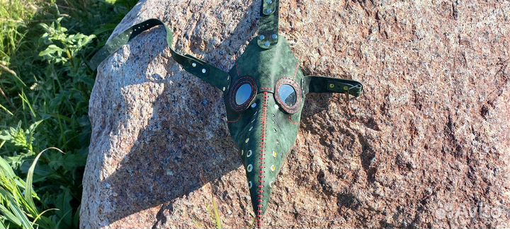 Продам маски ручной работы из кожи