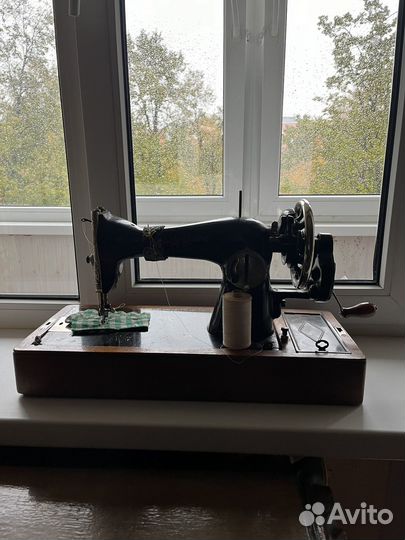 Швейная машинка