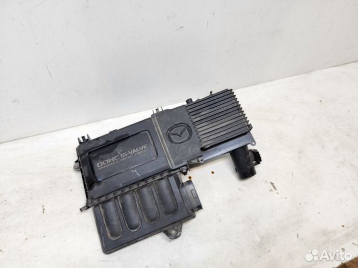 Корпус воздушного фильтра Mazda 3 BK 2003-2009
