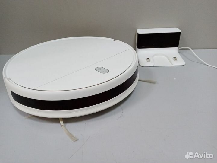 Робот-пылесос Xiaomi Robot Vacuum-Mop Essential