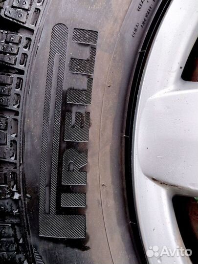 Pirelli Ice Zero 185/65 R15 92T