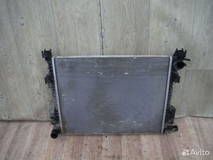 Радиатор охлаждения Renault Arkana 2019