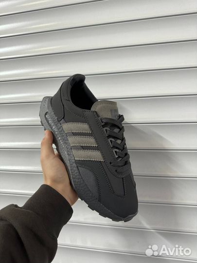 Adidas retropy e5