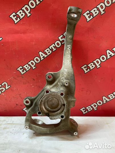 Кулак поворотный передний правый Mercedes-Benz