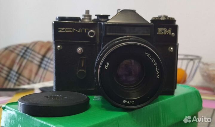 Пленочный фотоаппарат зенит ем