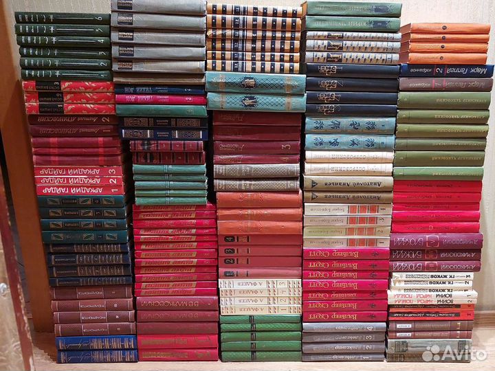 Книги собрание сочинений разных писателей