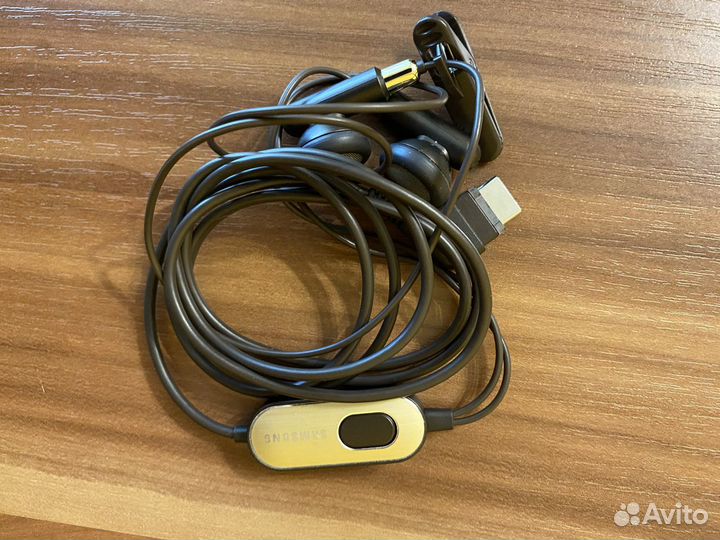 Гарнитура для телефонов nokia, samsung