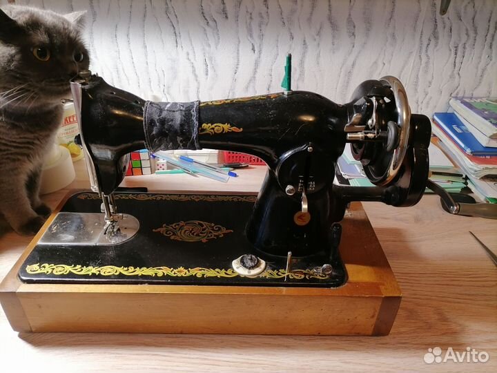 Швейная машина