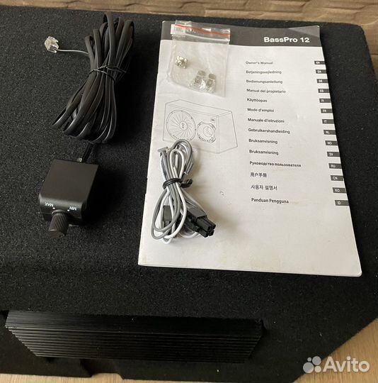 Активный сабвуфер JBL basspro 12