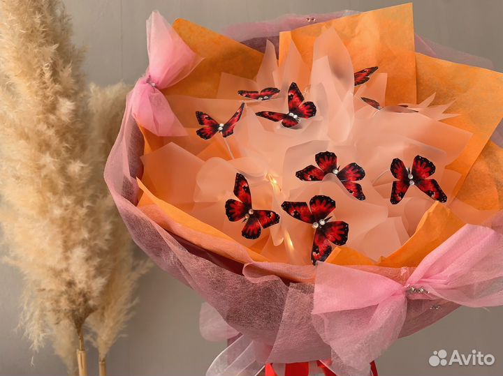 Осенний букетик с бабочками светящийся