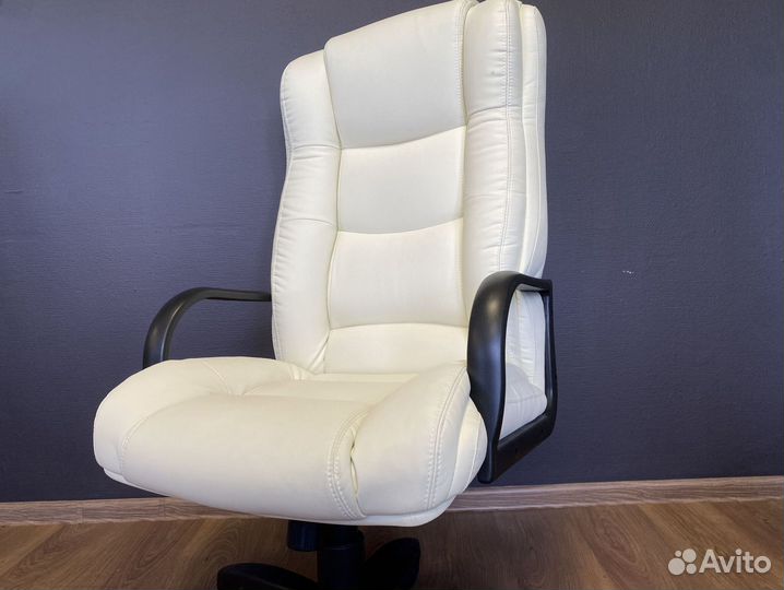 Офисное кресло. Доставка до двери