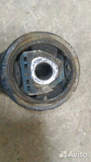 Рычаг поперечный верхний правый Bmw 5-Series E34