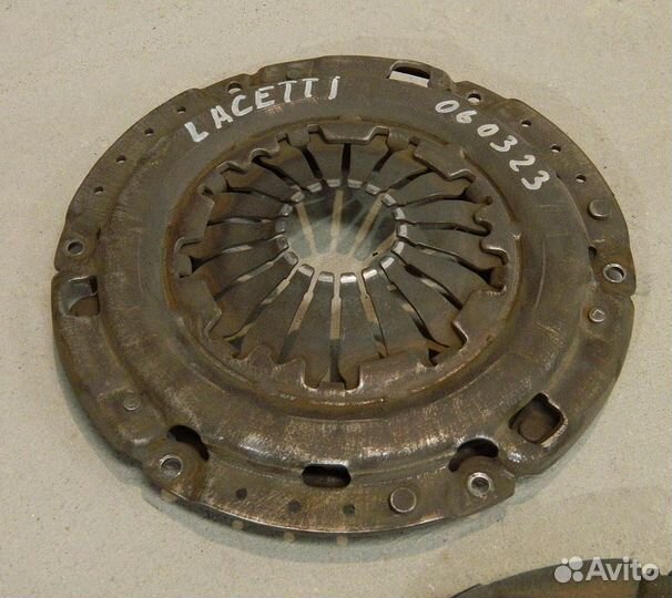 Маховик в сборе Lacetti 1.4 F14D3