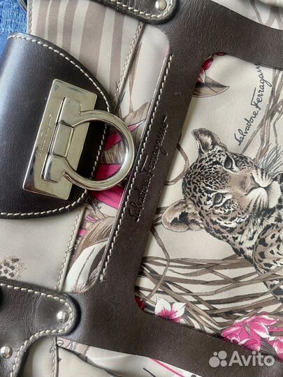 Salvatore ferragamo сумка багет