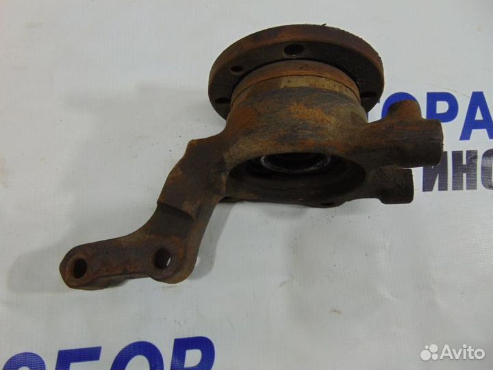 Кулак поворотный передний правый для ваз 21xx 2112