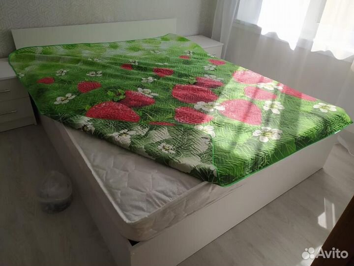 Кровать двухспальная