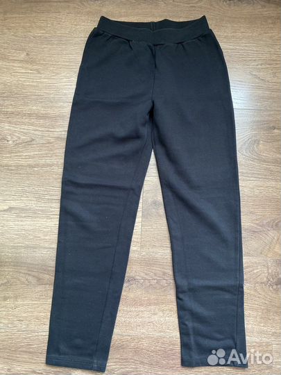 Спортивные брюки для девочки 146-152
