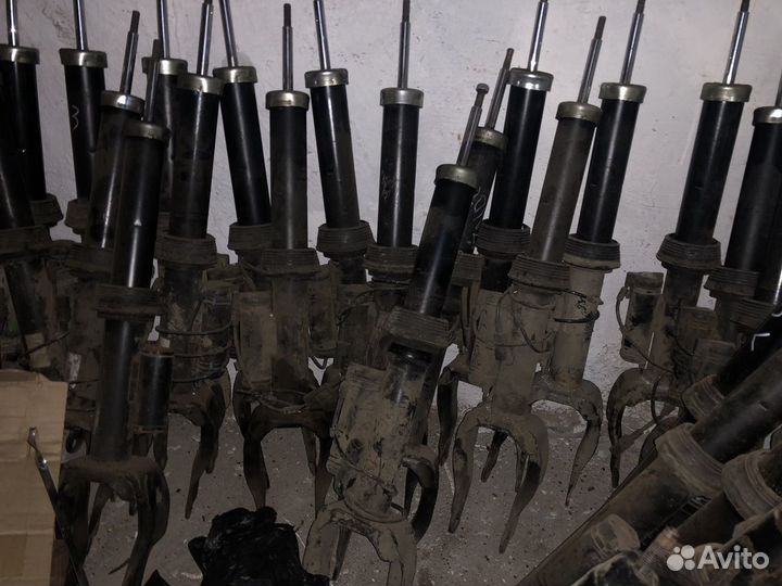 Передняя пневмостойка на мерседес gl ml 166