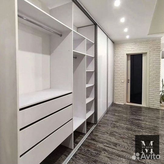 Стильный шкаф купе