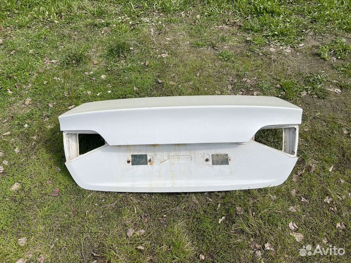 Крышка багажника audi a4 b8