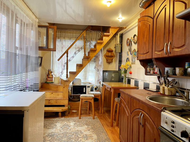 Дом 65 м² на участке 13,7 сот.