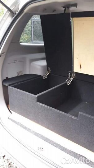 Органайзер Mitsubishi Pajero Sport 1, 2, 3, 4