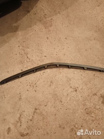 Накладка на бампер