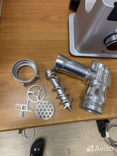 Электромясорубка WMF 0417100711